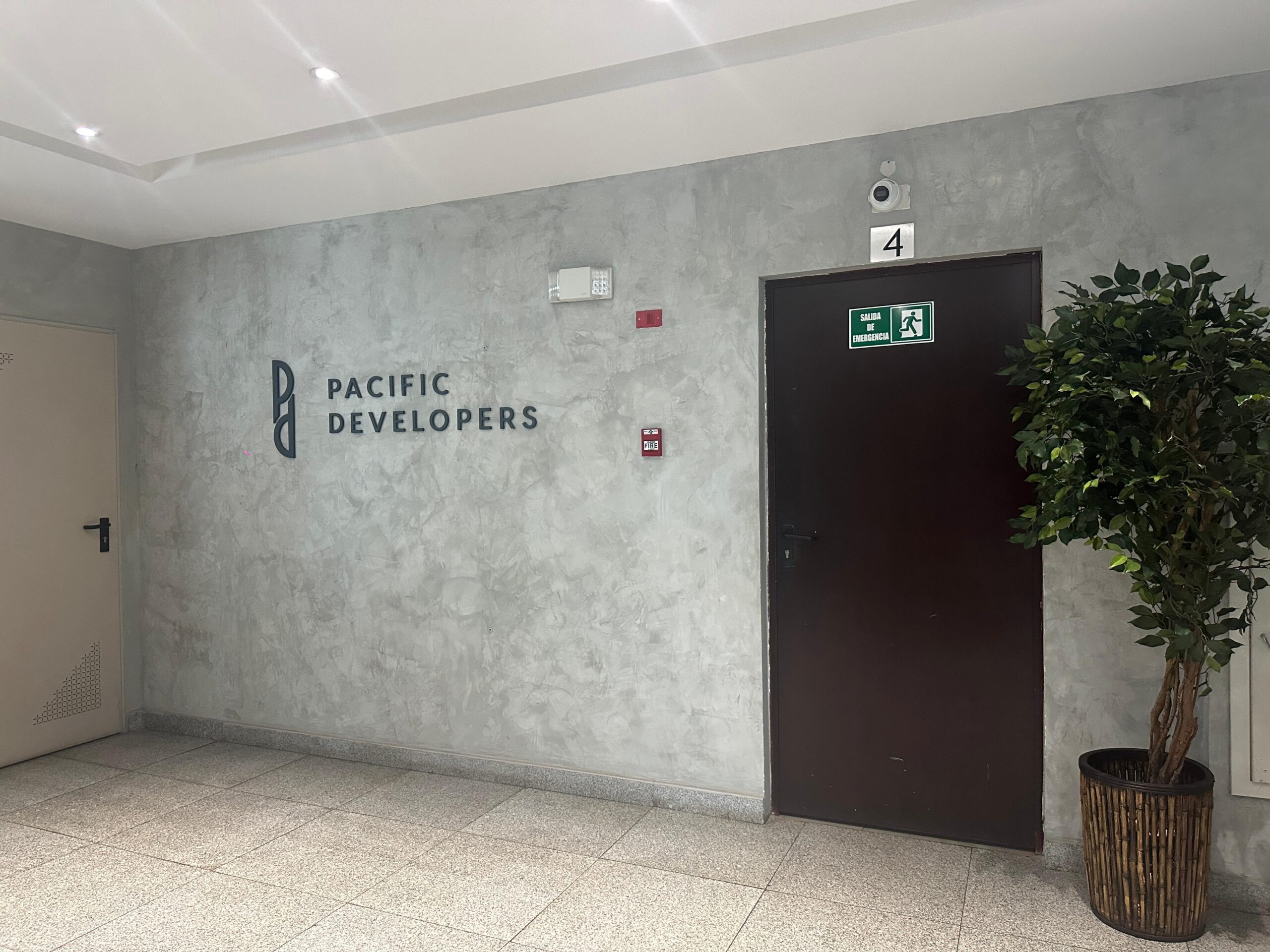 Pacific Village - 400 - 3